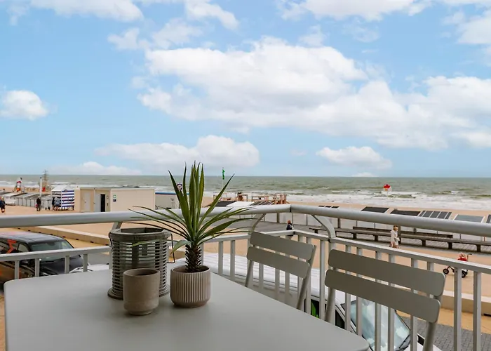Huswell - Elegant And Stylish Retreat With Sea View