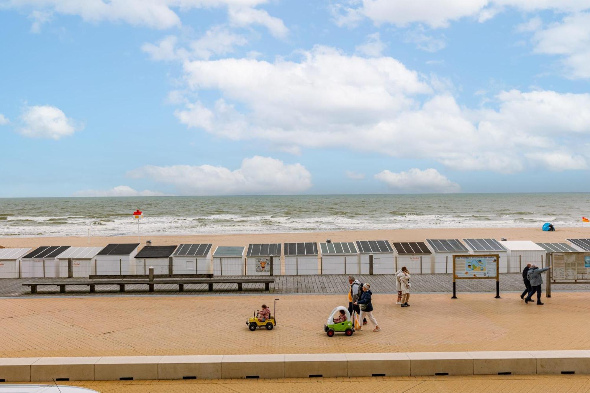 Huswell - Elegant And Stylish Retreat With Sea View Appartement Oostende