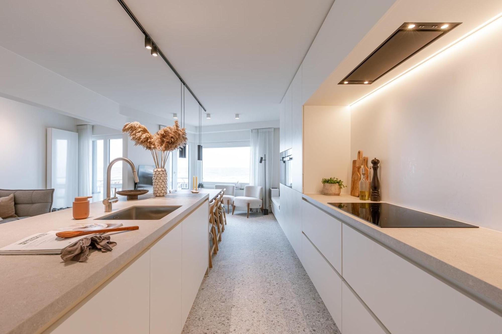 Huswell - Elegant And Stylish Retreat With Sea View Appartement Oostende